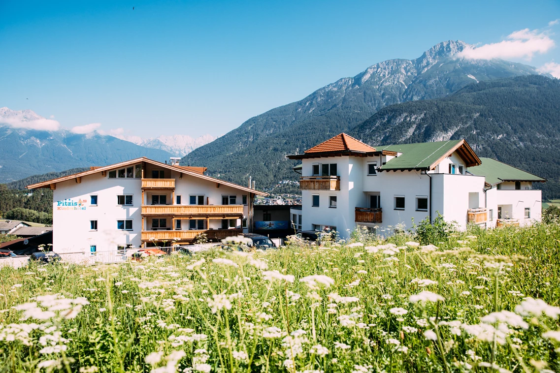 Kinderhotel: Kinderhotel im Sommer - Pitzis Kinderhotel