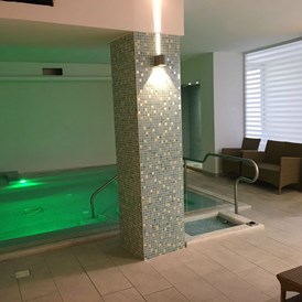 Kinderhotel: Spa mit Thermalbecken mit Wasserfall und Whirlpool - Family Spa Hotel Le Canne-Ischia
