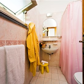 Kinderhotel: Badezimmer im Economy zimmer  - Family Spa Hotel Le Canne-Ischia