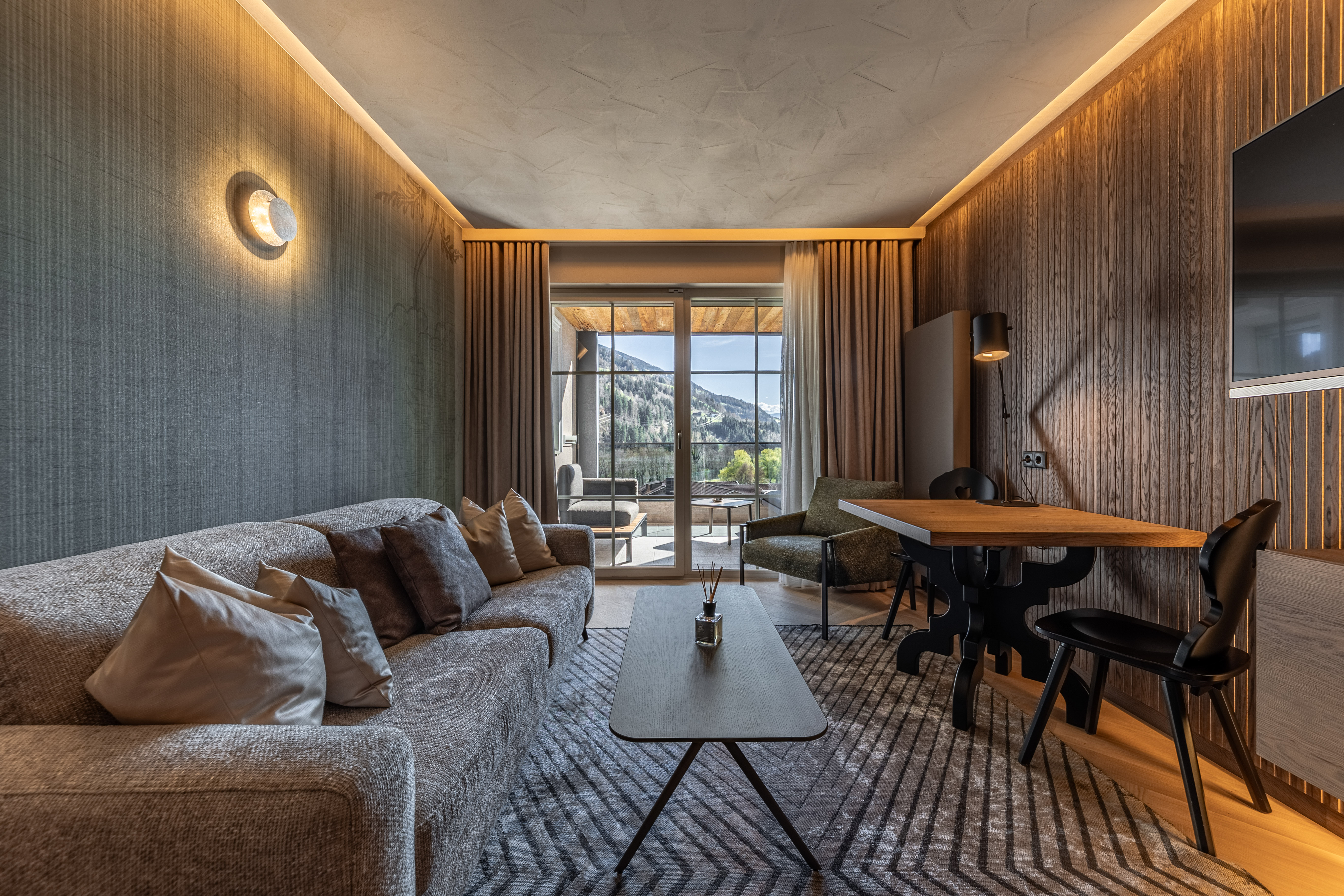 Quellenhof Luxury Resort Passeier Zimmerkategorien Royal Garden Suite