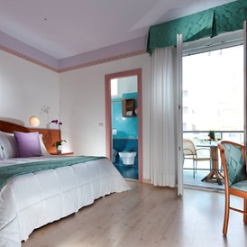Kinderhotel: Zimmer mit Doppelbett - Hotel Lungomare
