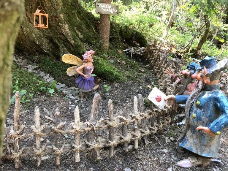 Vier Jahreszeiten am Schluchsee Ausflugsziele Kinderwanderweg "Wichtelpfad"