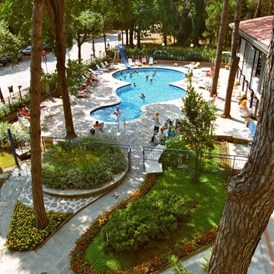 Kinderhotel: Traumhaft schöne Pool- und Gartenanlage - Hotel La Meridiana