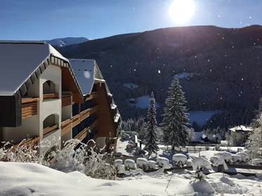 Kinderhotel: Winterliche Stimmung im Hotel St. Oswald
 - Hotel St. Oswald