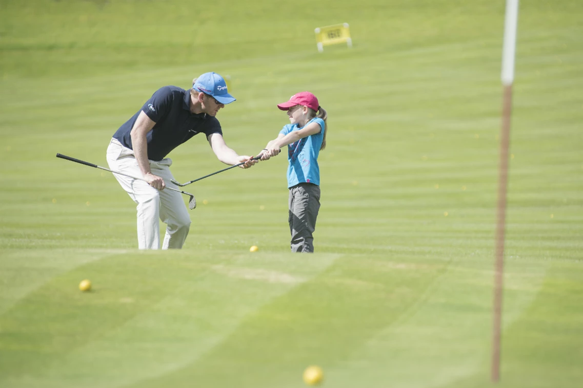 Kinderhotel: Kindergolfen - Familienparadies Sporthotel Achensee****