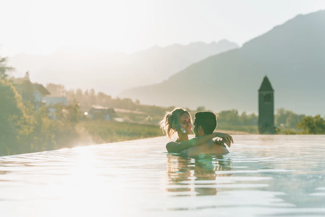 Kinderhotel: Sky-Spa mit 360° Panoramablick auf die umliegende Bergwelt - Feldhof DolceVita Resort