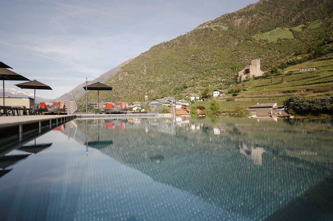 Kinderhotel: Sky-Infinity-Pool mit Thermalwasser 32 °C im 5. Stock - Feldhof DolceVita Resort