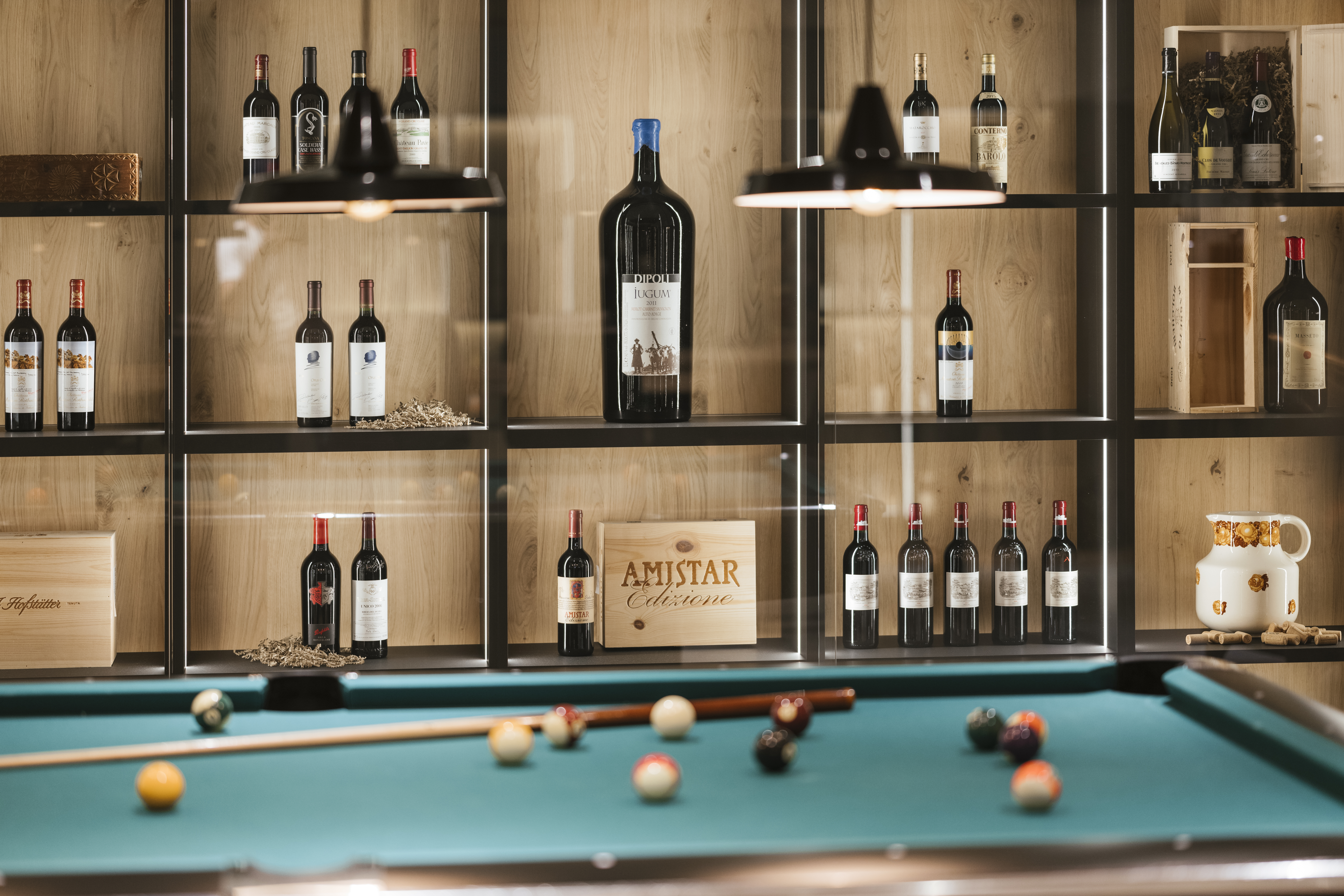 Kinderhotel: Wein Lounge & Billard - Feldhof DolceVita Resort - Spielen | Entdecken