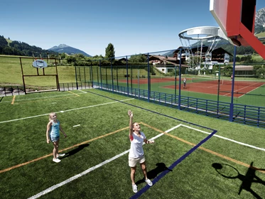 Kinderhotel: Outdoor Funcourt - Hotel Krallerhof