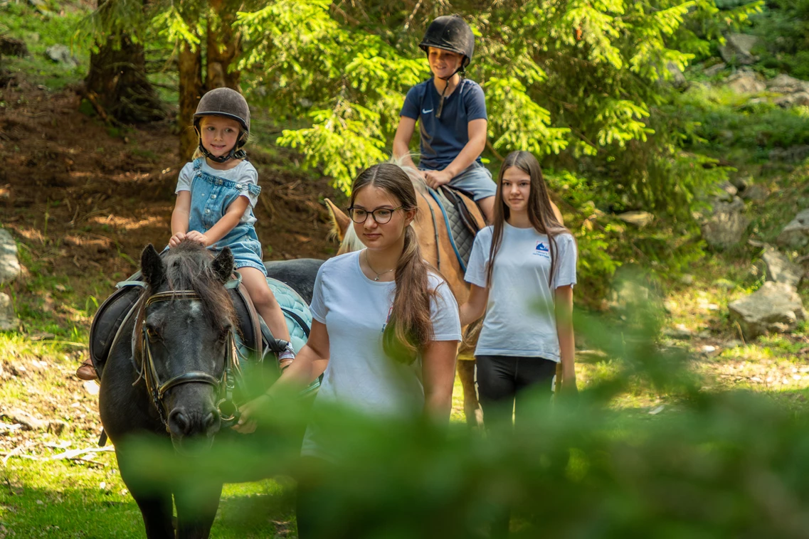 Kinderhotel: Reiten - Hotel**** Hochegger