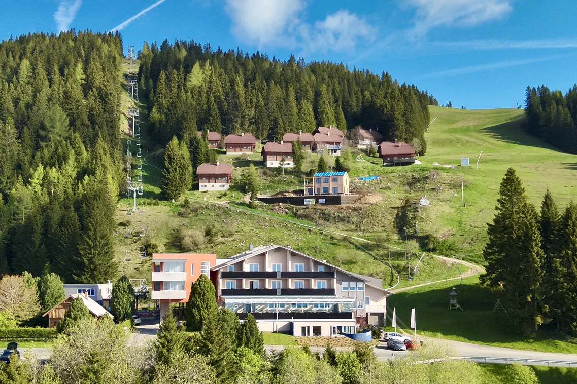 Kinderhotel: Familotel Hotel**** Alpengasthof Hochegger Aussen im Sommer
 - Hotel**** Hochegger