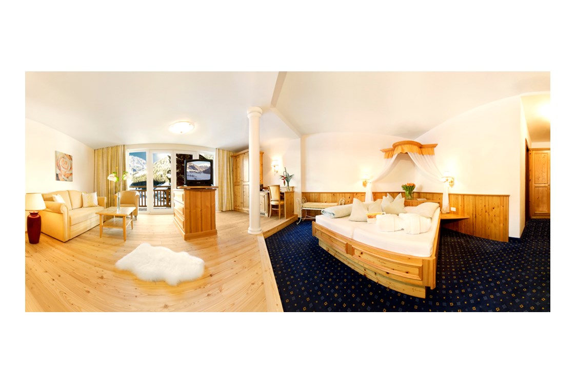 Kinderhotel: Panorama Stube - Doppelzimmer mit Schlafcouch  - Alpinhotel Jesacherhof - Gourmet & Spa