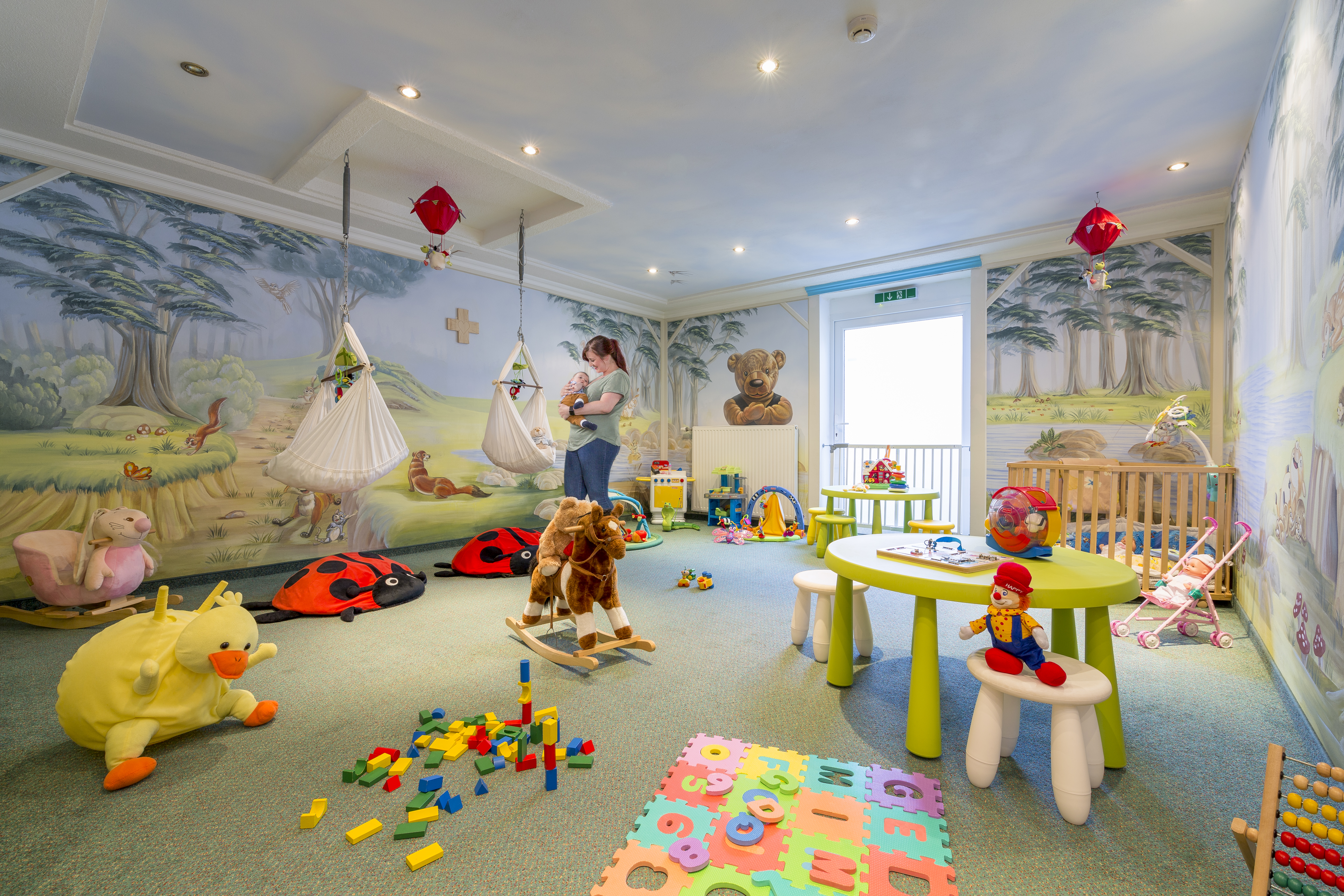 Kinderhotel: Babybetreuung - Familotel Kaiserhof**** - Spielen | Entdecken