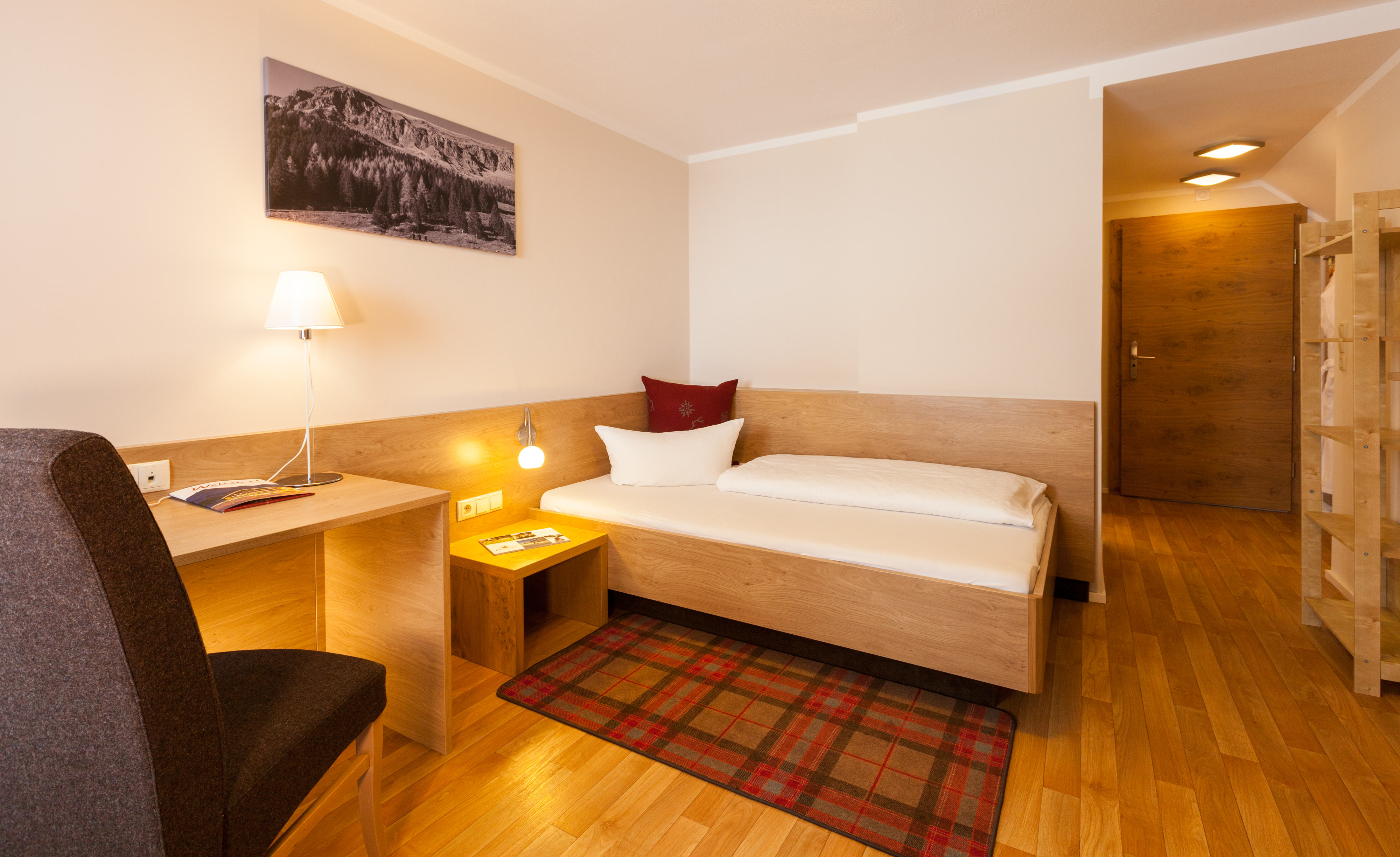 Kinder- & Gletscherhotel Hintertuxerhof Zimmerkategorien Einzelzimmer "Hintertux"