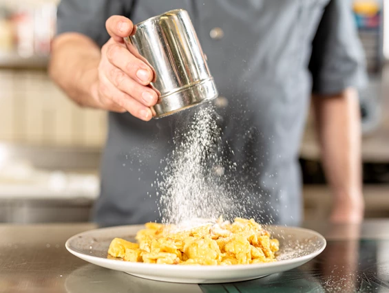 Kinderhotel: Der berühmte Kaiserschmarrn  - Kinder- & Gletscherhotel Hintertuxerhof