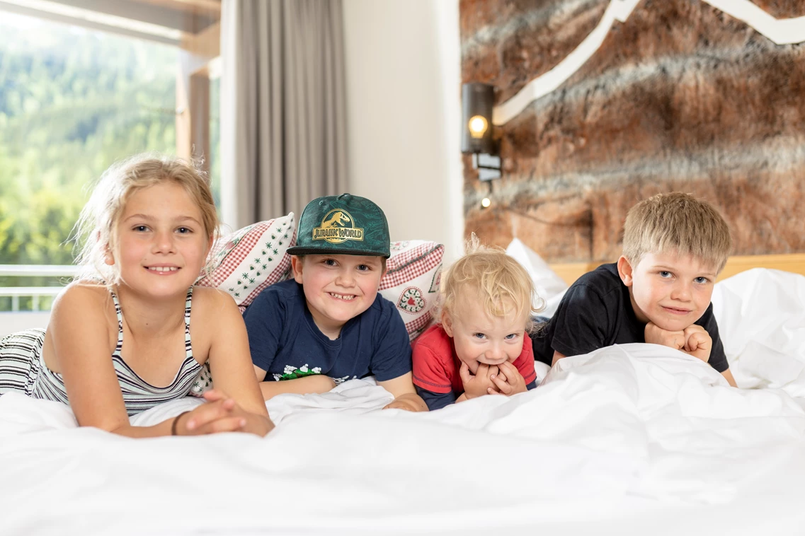 Kinderhotel: Gemütliche Familienzimmer und Suiten - Kinder- & Gletscherhotel Hintertuxerhof