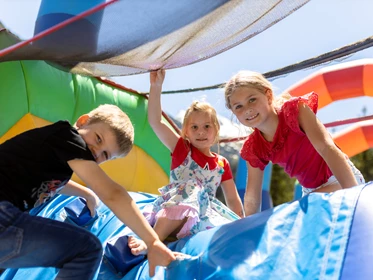 Kinderhotel: Hüpfburg Gaudi - Kinder- & Gletscherhotel Hintertuxerhof