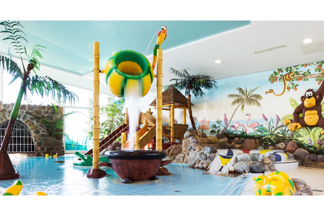 Kinderhotel: Kinderbecken im Erlebnisbad Rother Lagune - Rhön Park Aktiv Resort