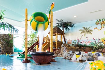 Kinderhotel: Kinderbecken im Erlebnisbad Rother Lagune - Rhön Park Hotel