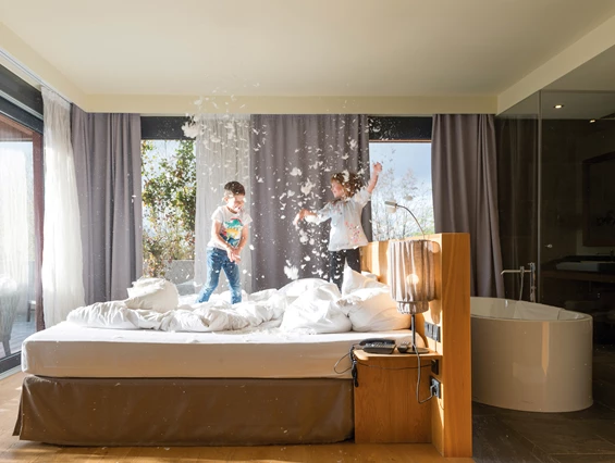 Kinderhotel: Wohnbeispiel Luxus-Suite - ULRICHSHOF Nature · Family · Design