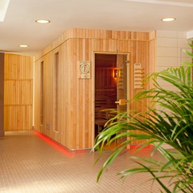 Kinderhotel: Entspannen in hochwertigen Saunabereich  - Familien- & Gesundheitshotel Villa Sano