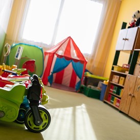 Kinderhotel: Kinderspielzimmer - Sunstar Hotel Davos - Sunstar Hotel Davos