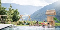 Familienhotel - Pools: Infinity Pool - Das Mühlwald - Quality Time Family Resort