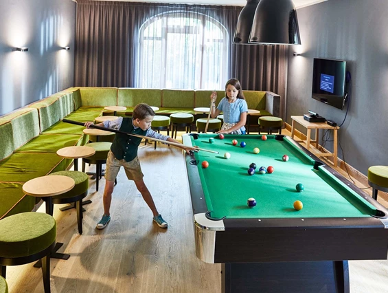 Kinderhotel: Kids Club, Billiard - Hotel Bachmair Weissach