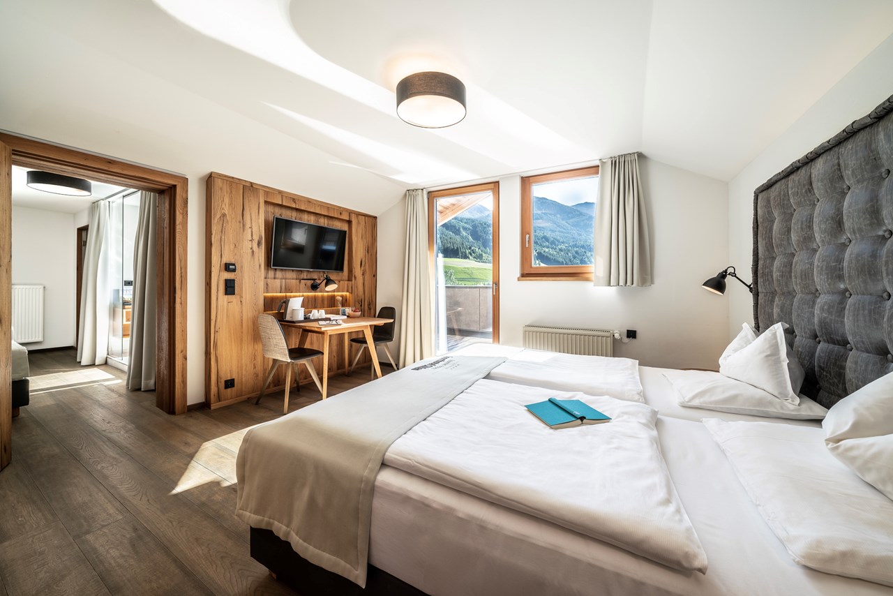 Dolomiten Residenz****s Sporthotel Sillian Zimmerkategorien Junior Suite Almrose 45m²