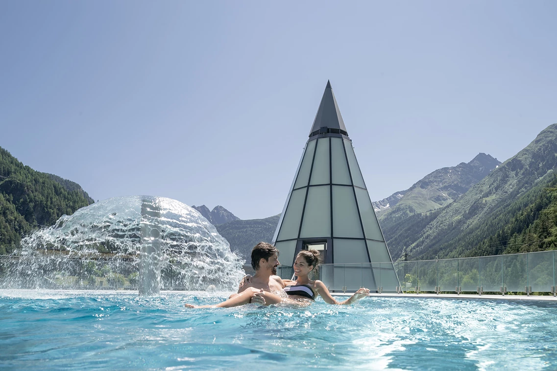 Kinderhotel: AQUA DOME - Tirol Therme Längenfeld