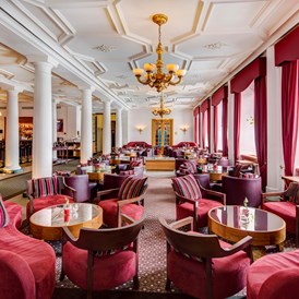 Kinderhotel: Kempinski Lobby Bar - Grand Hotel des Bains Kempinski St. Moritz