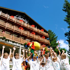 Kinderhotel: Bergsommer-Ferienspass mit GoSulino im Swiss Family Hotel Alphubel - Swiss Family Hotel Alphubel ***