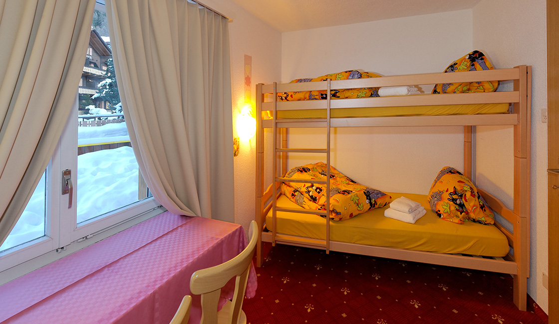 Kinderhotel: Familienzimmer Budget - Hotel Desirée - Wohnen | Schlafen