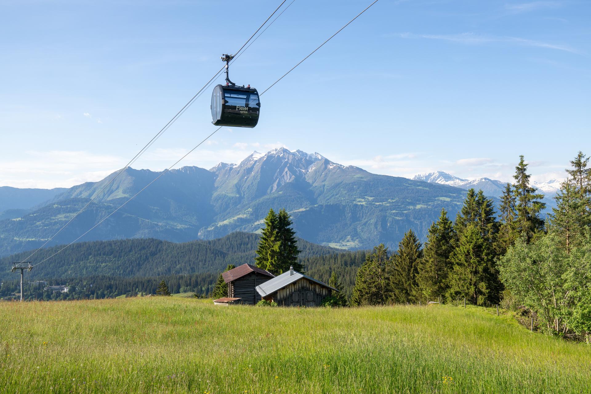 Kinderhotel: FlemXpress auf den Segnesboden, Sommer Aktivitäten - rocksresort - Hotel | Umgebung