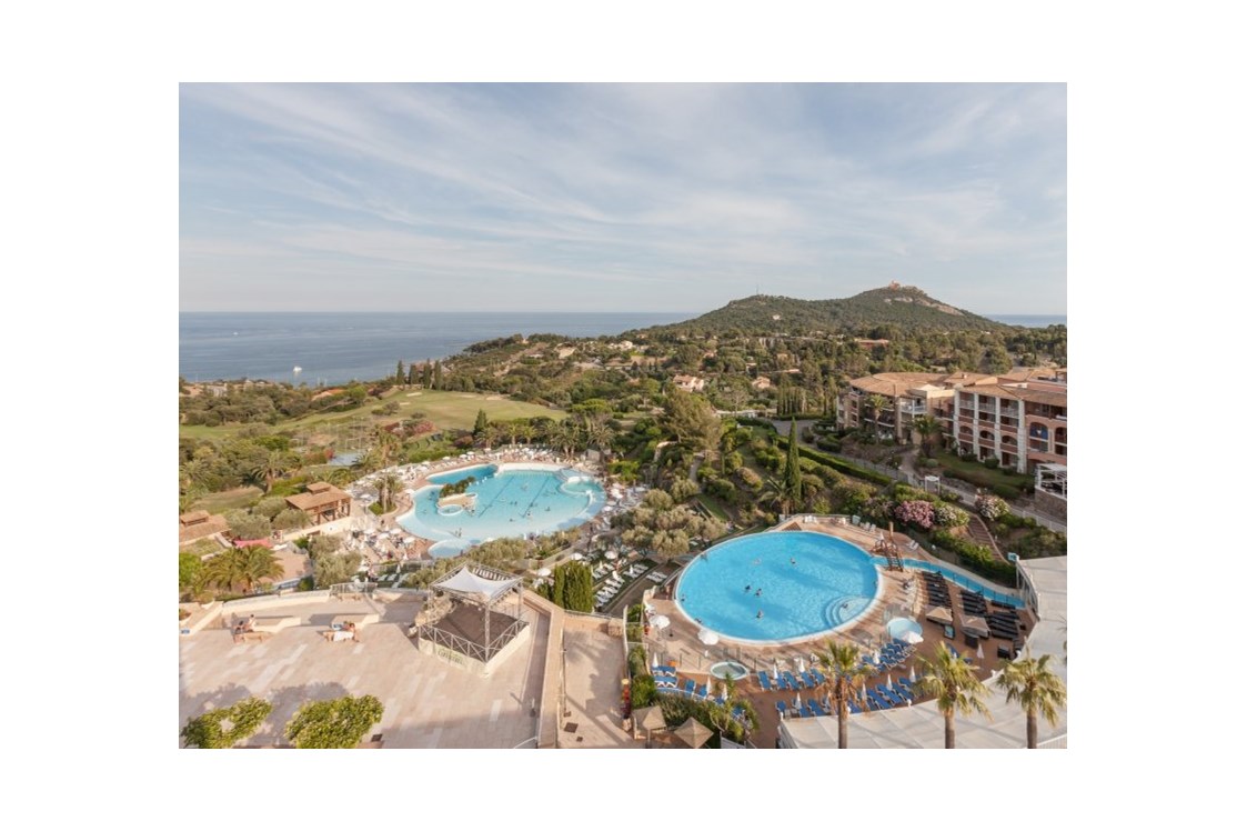Kinderhotel: Pool und Hotelanlage - Pierre & Vacances Resort Cap Esterel