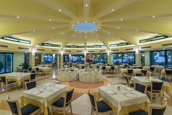 Kinderhotel: Restaurant - Gattarella Resort