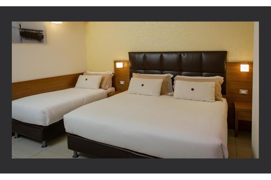 Kinderhotel: Vierbettzimmer SUPERIOR (Doppelbett + Etangenbett) - Aqua Hotel