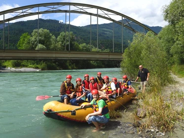 Kinderhotel: Schlauchboot-Tour: https://www.glocknerhof.at/bootfahren-auf-der-drau.html - Hotel Glocknerhof