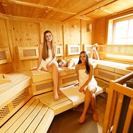Kinderhotel: Finnische Sauna: https://www.glocknerhof.at/hallenbad-und-wellness.html - Hotel Glocknerhof