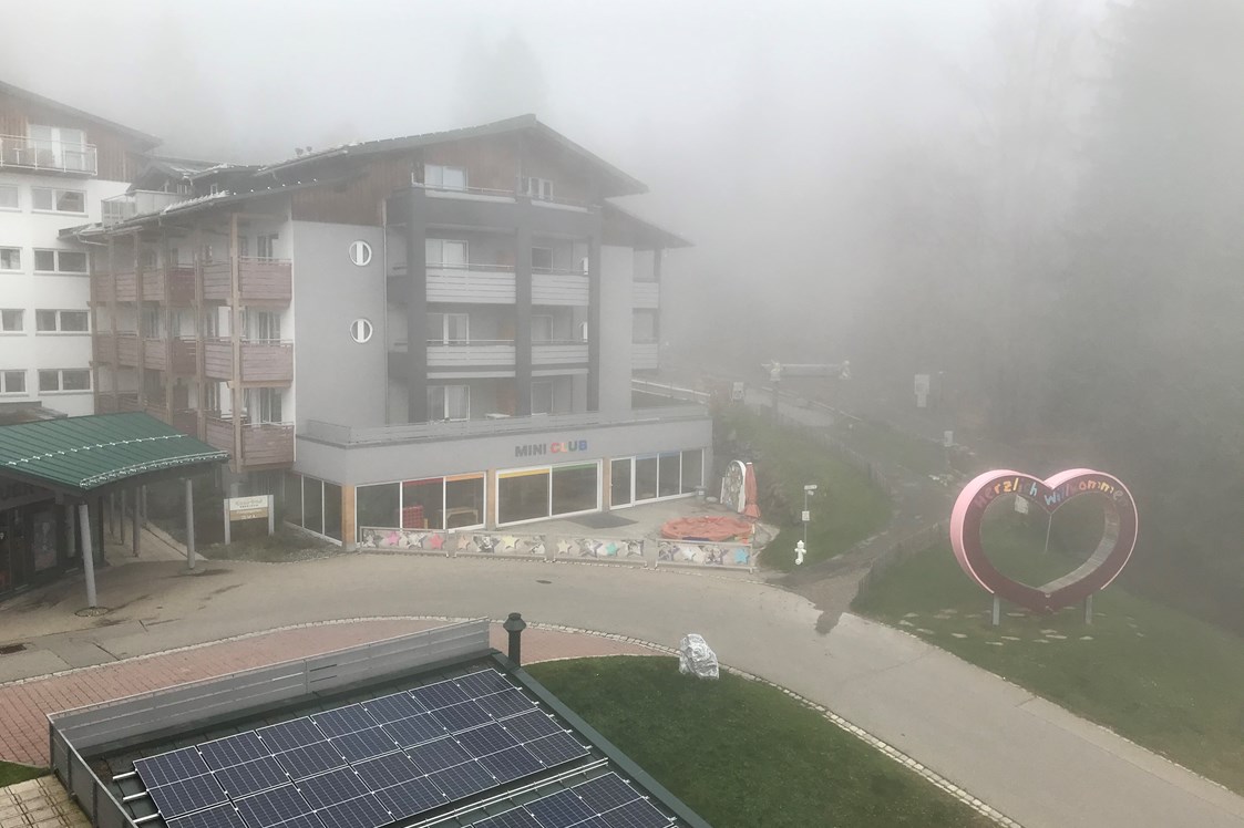 Kinderhotel: Früh morgens im Nebel - Oberjoch - Familux Resort 