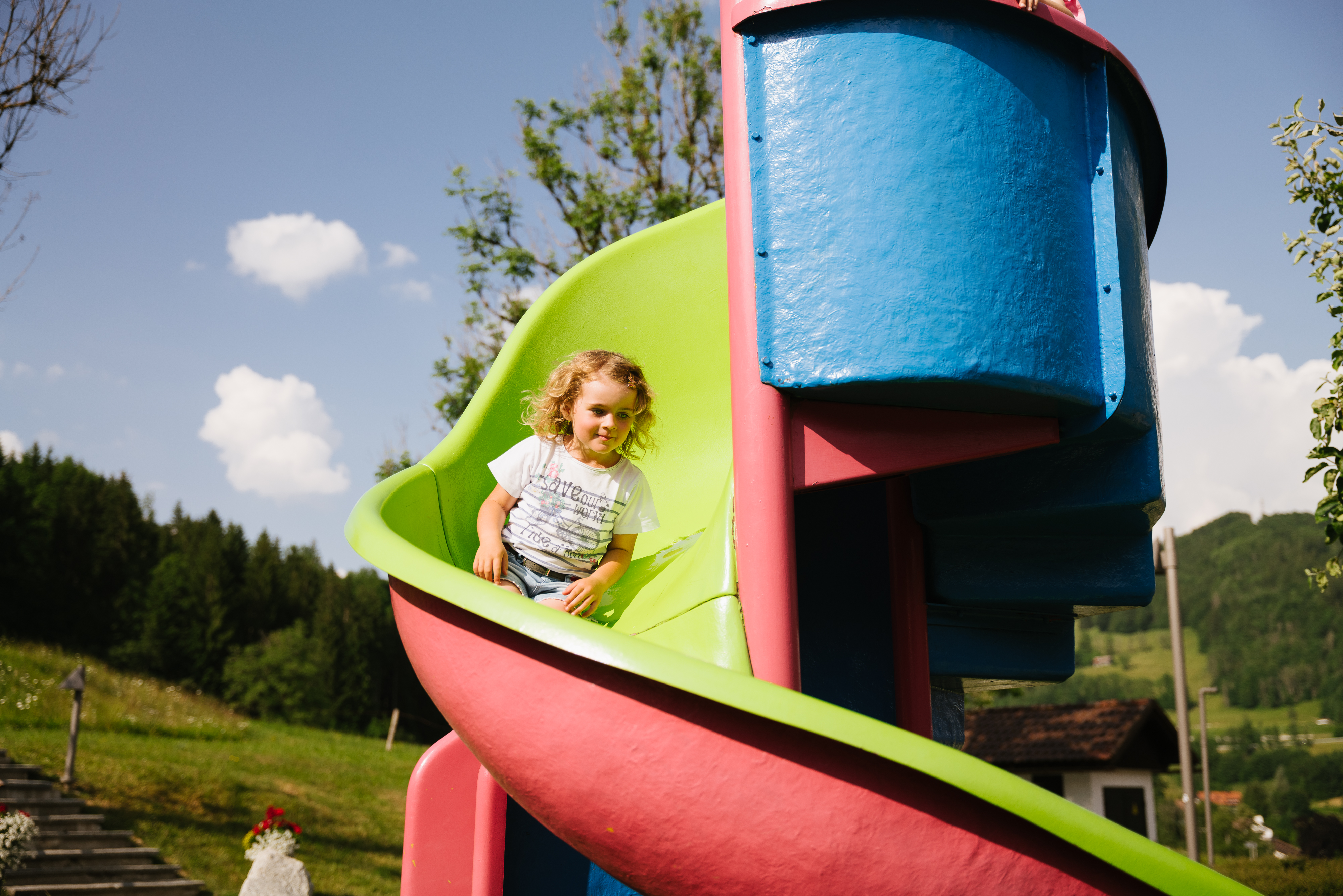 Kinderhotel: Spielplatz - MONDI Familien & Aktivresort Oberstaufen - Spielen | Entdecken
