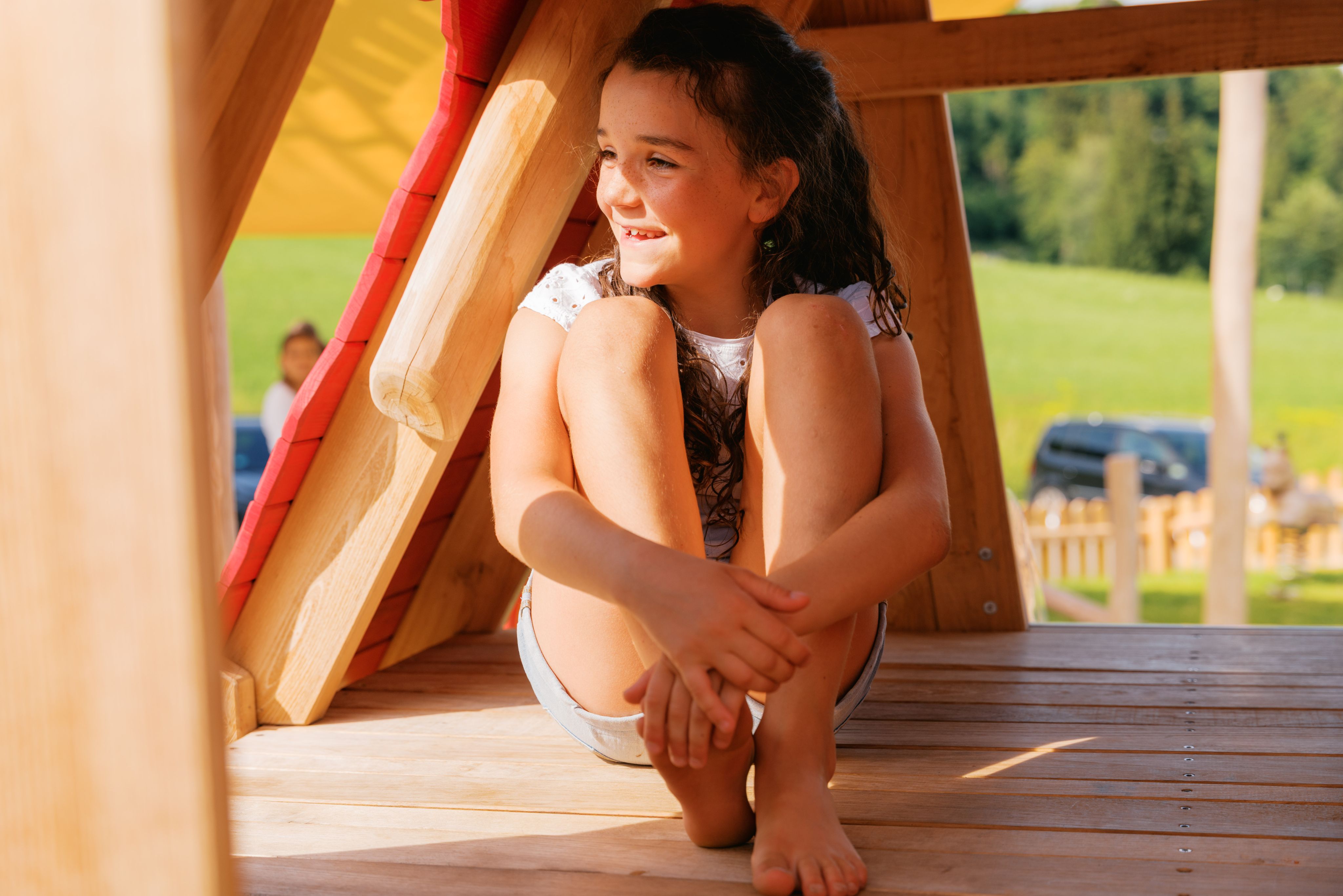 Kinderhotel: Tonis Bauernhof Spielplatz - MONDI Familien & Aktivresort Oberstaufen - Spielen | Entdecken