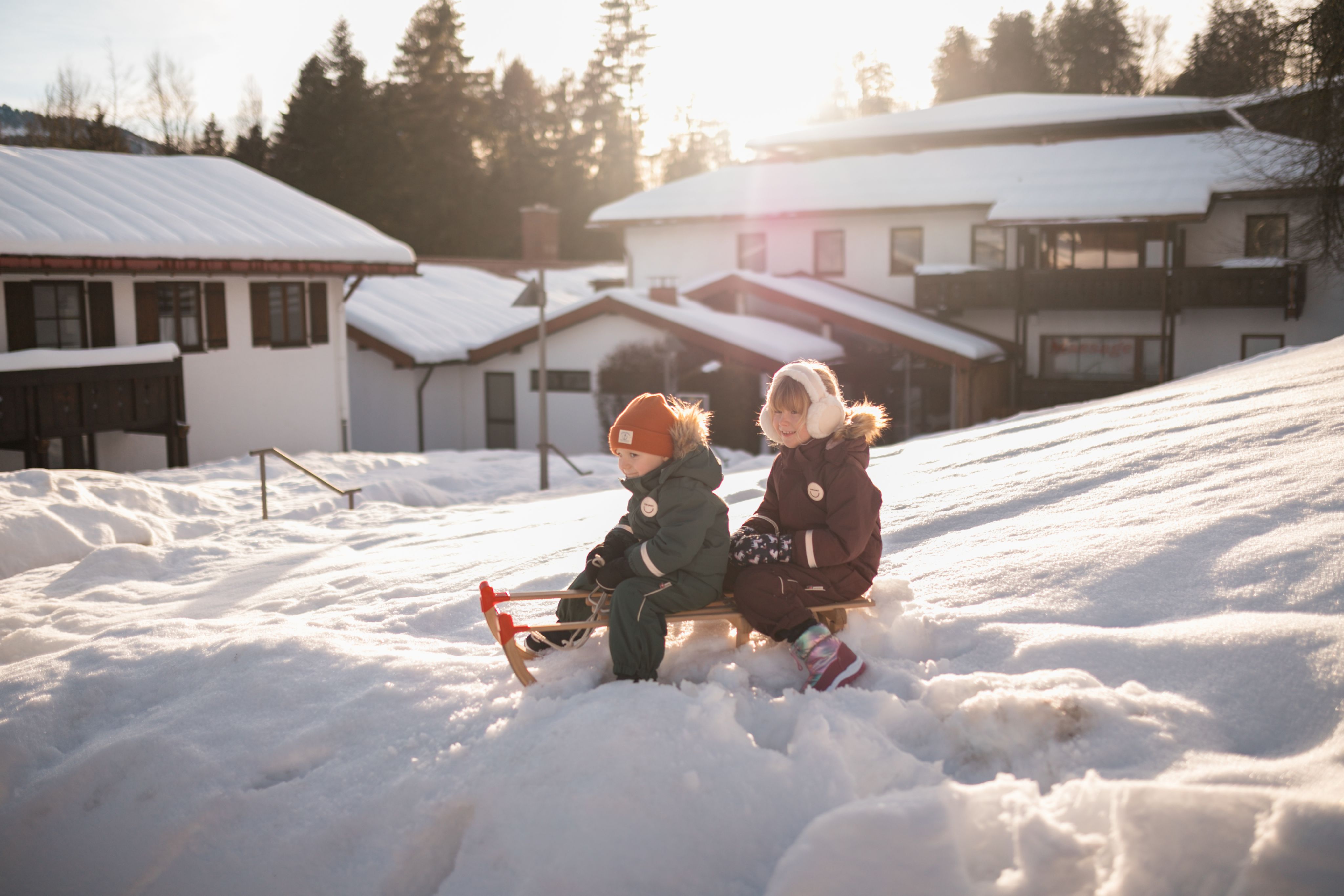 Kinderhotel: Schlittenkinder - MONDI Familien & Aktivresort Oberstaufen - Spielen | Entdecken