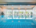 Kinderhotel: Schwimmbad - MONDI Resort Oberstaufen