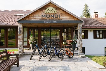 Kinderhotel: Haupteingang - MONDI Resort Oberstaufen