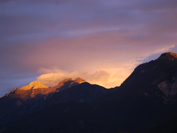 Kinderhotel: Sonnenaufgang vom Balkon - Sport & Familienhotel Bärenwirt