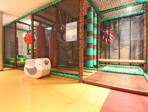 Kinderhotel: Indoor Fun park - Sport & Familienhotel Bärenwirt
