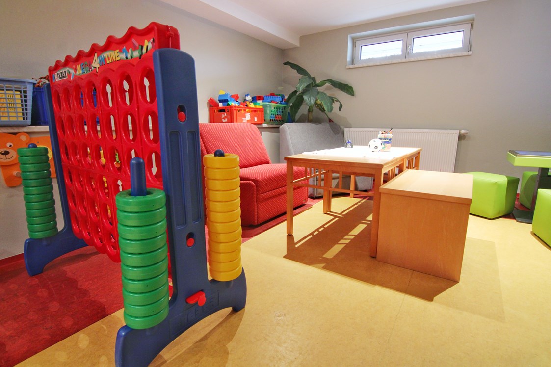 Kinderhotel: Indoor Spielzimmer - Sport & Familienhotel Bärenwirt