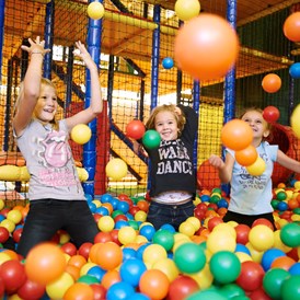 Kinderhotel: Coole Kinderspielewelt & Teens-Area auf  200 m2 - Aktiv-& Wellnesshotel Bergfried
