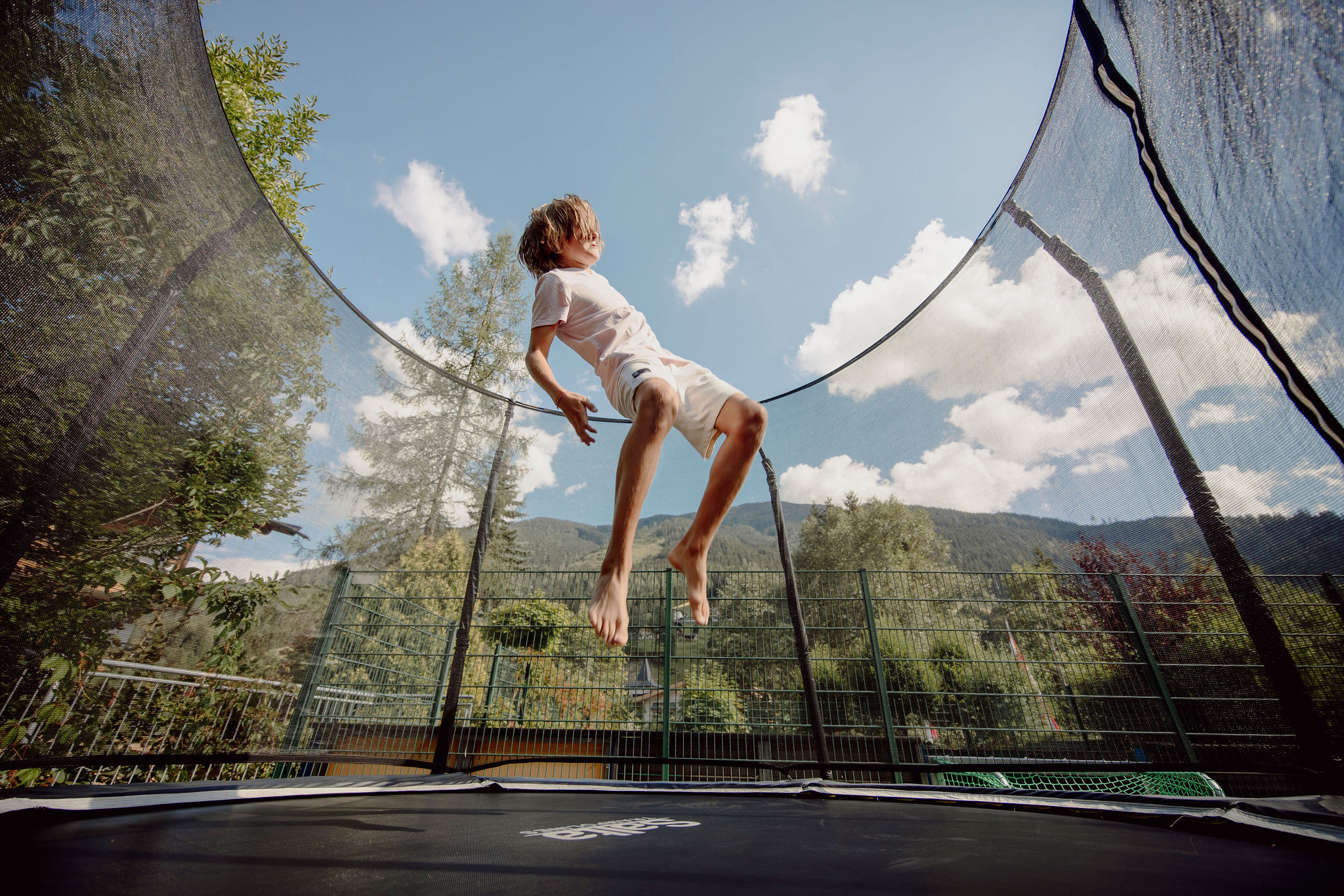 Kinderhotel: Riesentrampolin - Familien- & Gartenhotel Theresia****S  